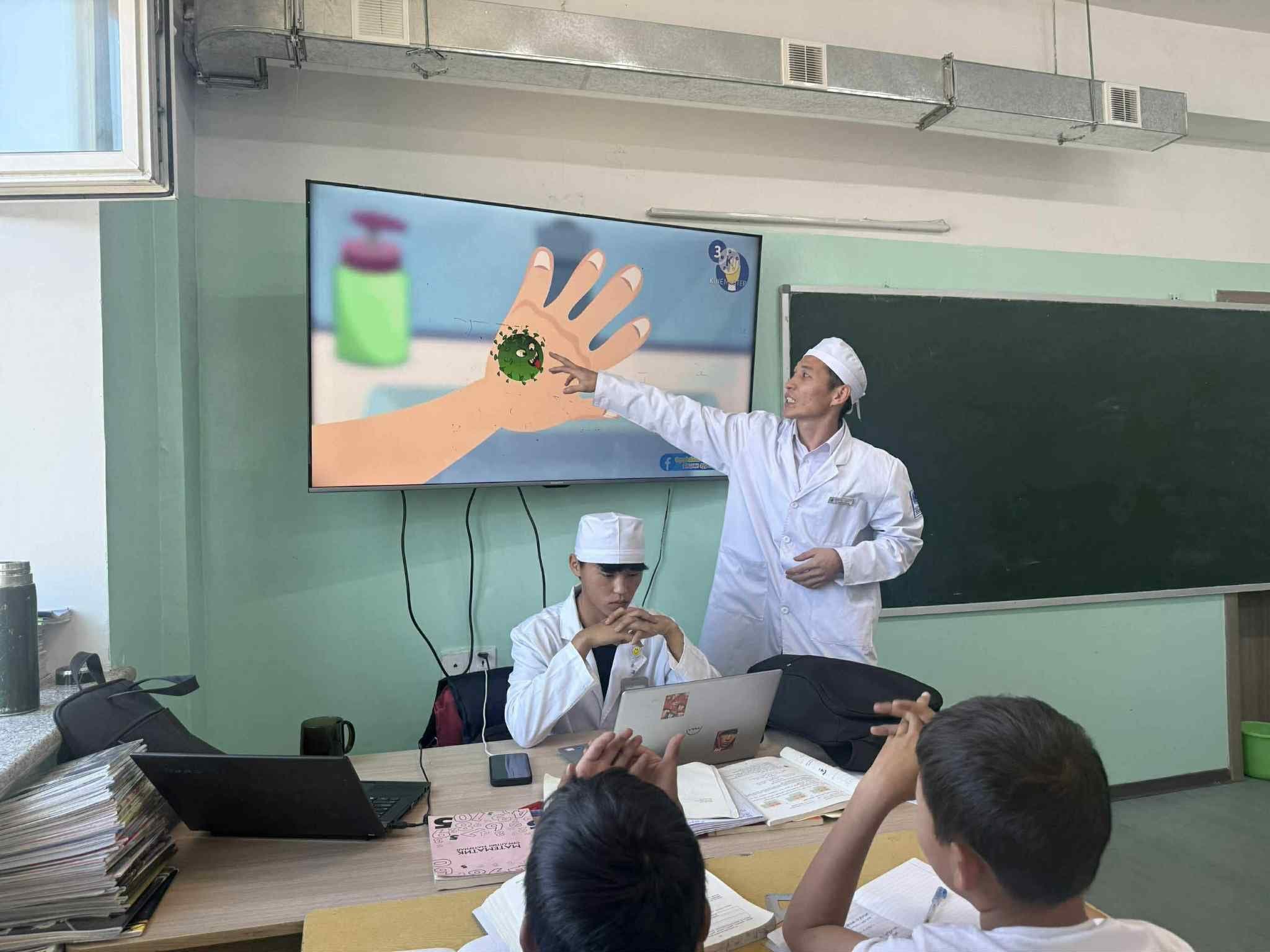 ДЭЛХИЙН ГАР УГААХ ӨДӨР-Т ЗОРИУЛСАН “ГАРАА ЗӨВ УГААЖ ХЭВШИЦГЭЭЕ” АЯН АМЖИЛТТАЙ ЗОХИОН БАЙГУУЛАГДЛАА