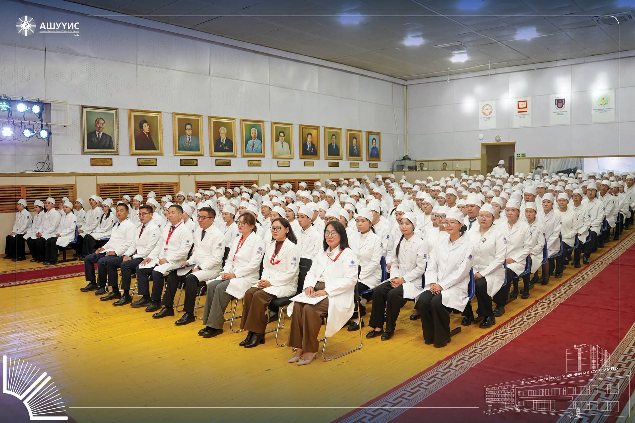 АНАГААХЫН ШИНЖЛЭХ УХААНЫ ҮНДЭСНИЙ ИХ СУРГУУЛИЙН I ДАМЖААНЫ ОЮУТНУУДЫН “АНДГАЙ ӨРГӨХ ЁСЛОЛ”-ЫН АЖИЛЛАГАА АМЖИЛТТАЙ БОЛЛОО