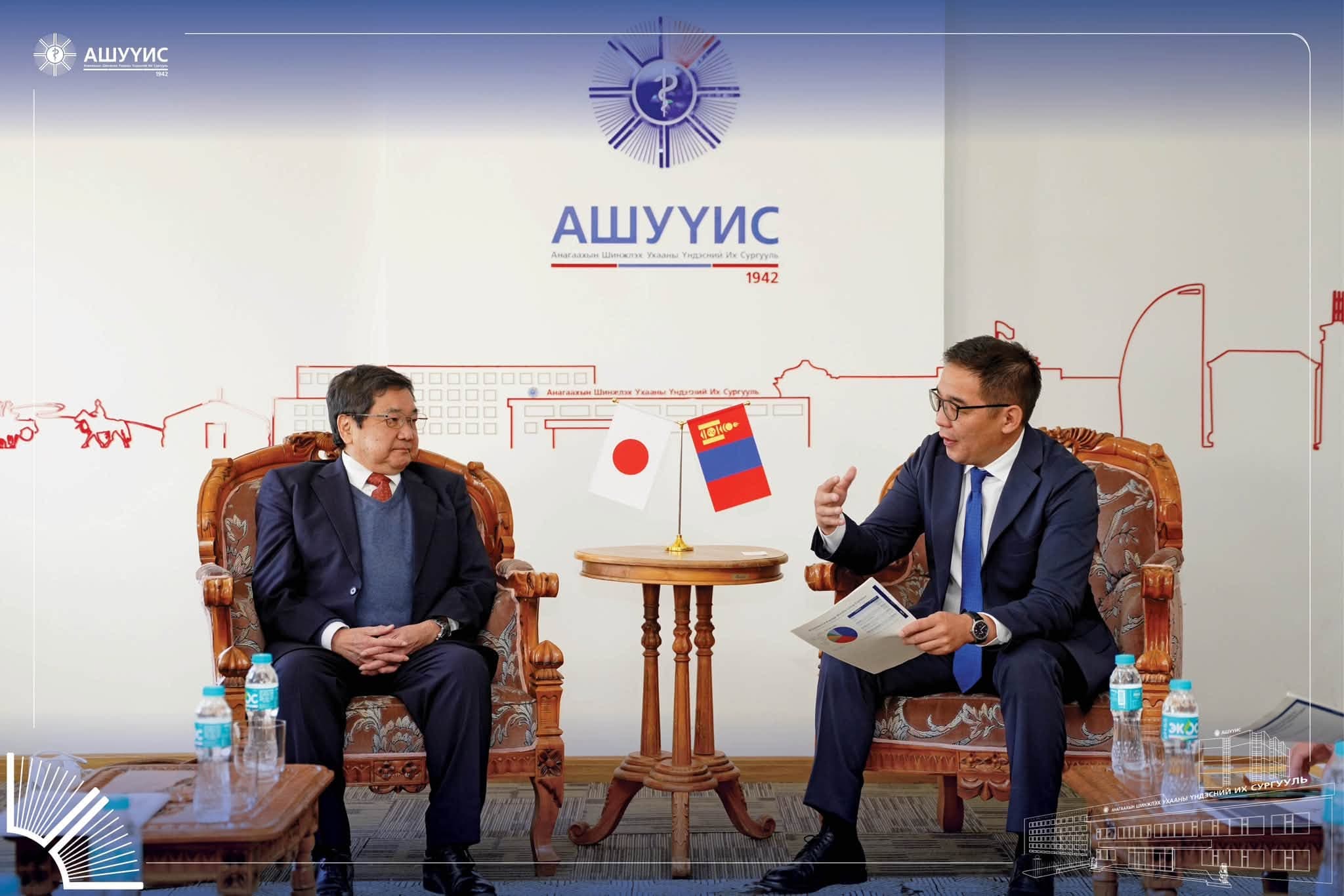 ЯПОН УЛСЫН КИОТО ИХ СУРГУУЛИЙН ТӨЛӨӨЛӨГЧИД АШУҮИС-Д АЙЛЧИЛЛАА