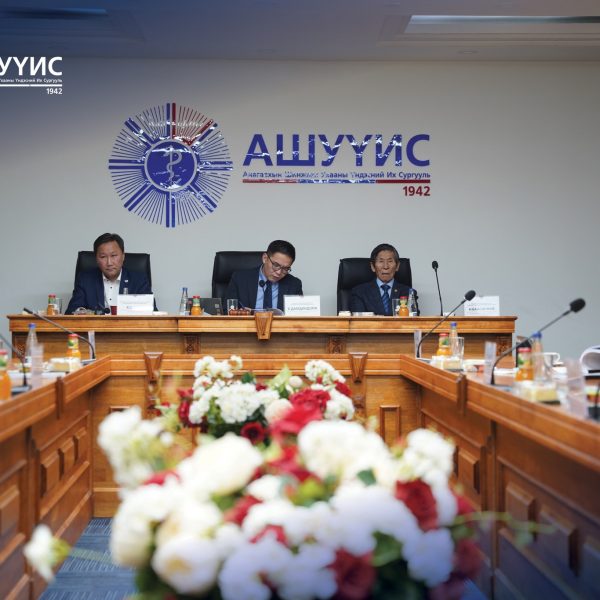 АНАГААХ УХААНЫ ДОКТОРЫН ЗЭРЭГ ХАМГААЛУУЛАХ ЗӨВЛӨЛИЙН ХУРАЛДААН БОЛЛОО
