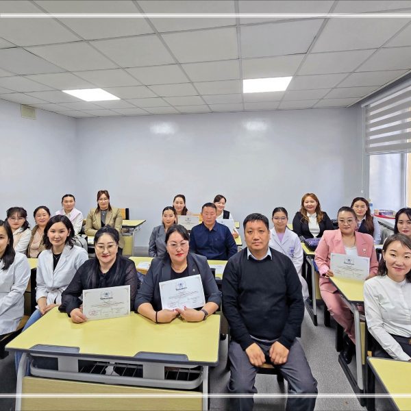 “МОЛЕКУЛ БИОЛОГИЙН АРГУУДЫН ЗАРЧИМ, ХЭРЭГЛЭЭ” СЭДЭВТ ОНОЛ, ПРАКТИК ХОСОЛСОН СУРГАЛТЫГ ЗОХИОН БАЙГУУЛЛАА