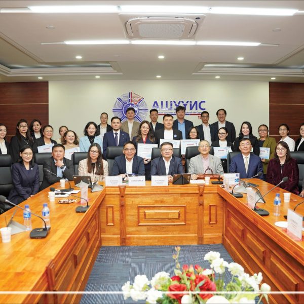 “ЭРДМИЙН ЧУУЛГАН-67” АНАГААХ УХААНЫ БОЛОВСРОЛ СУДЛАЛЫН САЛБАР ХУРАЛДААН АМЖИЛТТАЙ ЗОХИОН БАЙГУУЛАГДЛАА