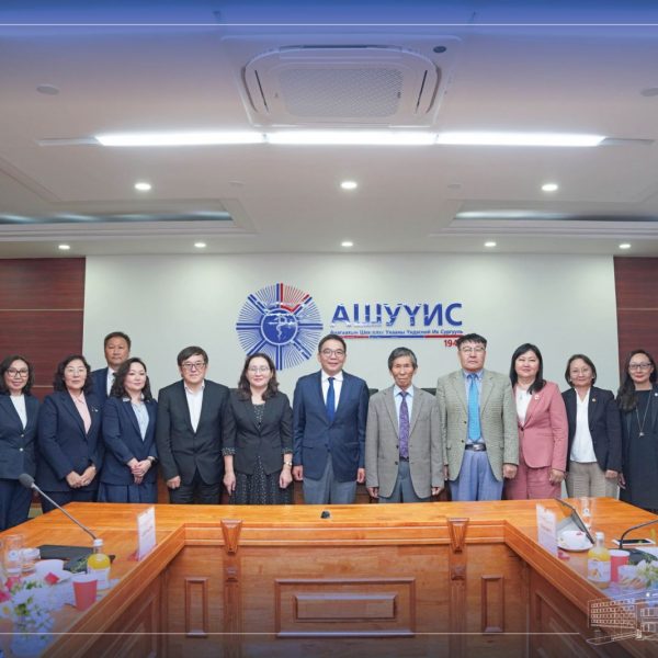 АНАГААХ УХААНЫ ДОКТОРЫН ЗЭРЭГ ХАМГААЛУУЛАХ ЗӨВЛӨЛ ХУРАЛДЛАА