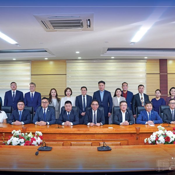 АШУҮИС – ЭМЯ-НЫ ХАРЪЯА ТӨВ ЭМНЭЛГҮҮД, ТУСГАЙ МЭРГЭЖЛИЙН ТӨВҮҮД, ХУВИЙН ХЭВШЛИЙН ЭМНЭЛГҮҮДТЭЙ “ХАМТЫН АЖИЛЛАГААНЫ ГЭРЭЭ”-ГЭЭ ШИНЭЧЛЭН БАЙГУУЛЛАА