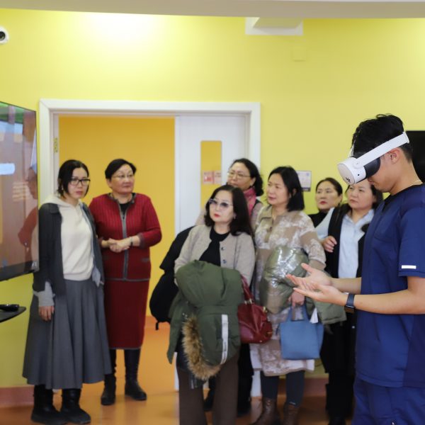 “АШУҮИС ОДОО БА ИРЭЭДҮЙ” УУЛЗАЛТ АМЖИЛТТАЙ ЗОХИОН БАЙГУУЛАГДЛАА