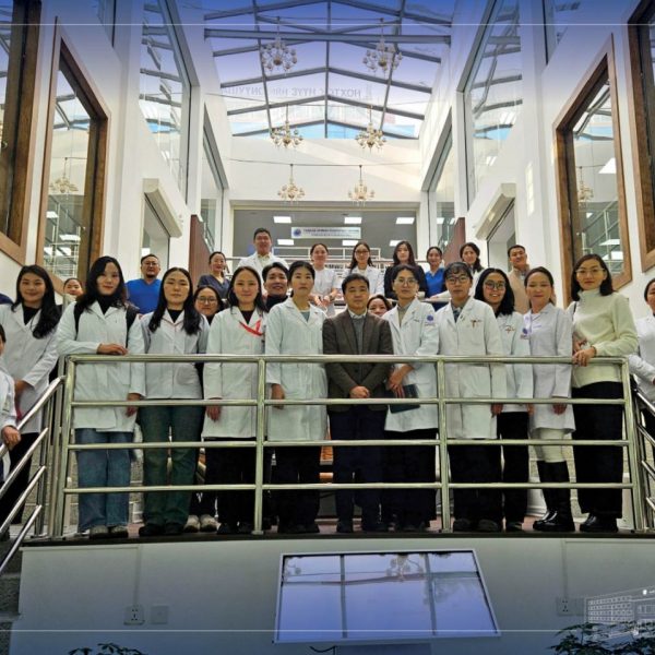 АШУҮИС-ИЙН 2025-2026 ОНЫ ХИЧЭЭЛИЙН ЖИЛИЙН ШИНЭ БАГШ НАРЫН СУРГАЛТ АМЖИЛТТАЙ ЗОХИОН БАЙГУУЛАГДАЖ БАЙНА