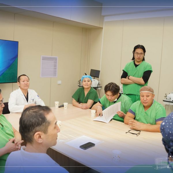 АНАГААХЫН ШИНЖЛЭХ УХААНЫ ҮНДЭСНИЙ ИХ СУРГУУЛЬ БОЛОН УЛСЫН ХОЁРДУГААР ТӨВ ЭМНЭЛЭГ ХАМТРАН ТУРШИЛТЫН АМЬТАНД БӨӨР ШИЛЖҮҮЛЭН СУУЛГАХ МЭС ЗАСЛЫГ АМЖИЛТТАЙ ГҮЙЦЭТГЭЛЭЭ