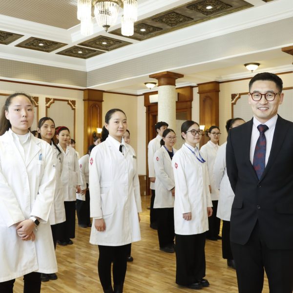 ЦЭРГИЙН ЭМНЭЛГИЙН МЭРГЭЖИЛТЭН БЭЛТГЭХ ХӨТӨЛБӨРТ ЭЛСЭГЧДЭД БАТЛАМЖ ГАРДУУЛЛАА