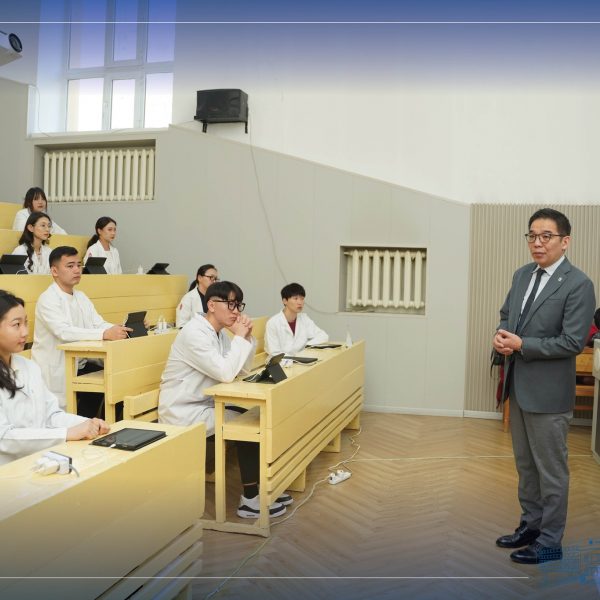 ТӨГСӨХ АНГИЙН ОЮУТНУУДДАА АМЖИЛТ ХҮСЬЕ!